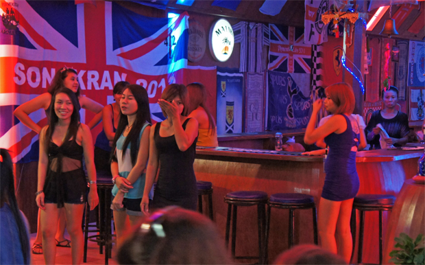 chicas de Bares en Pattaya (Tailandia)